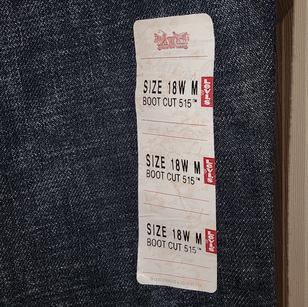 Levi's Women's 515 Bootcut jeans 18M - Picture 2 of 6